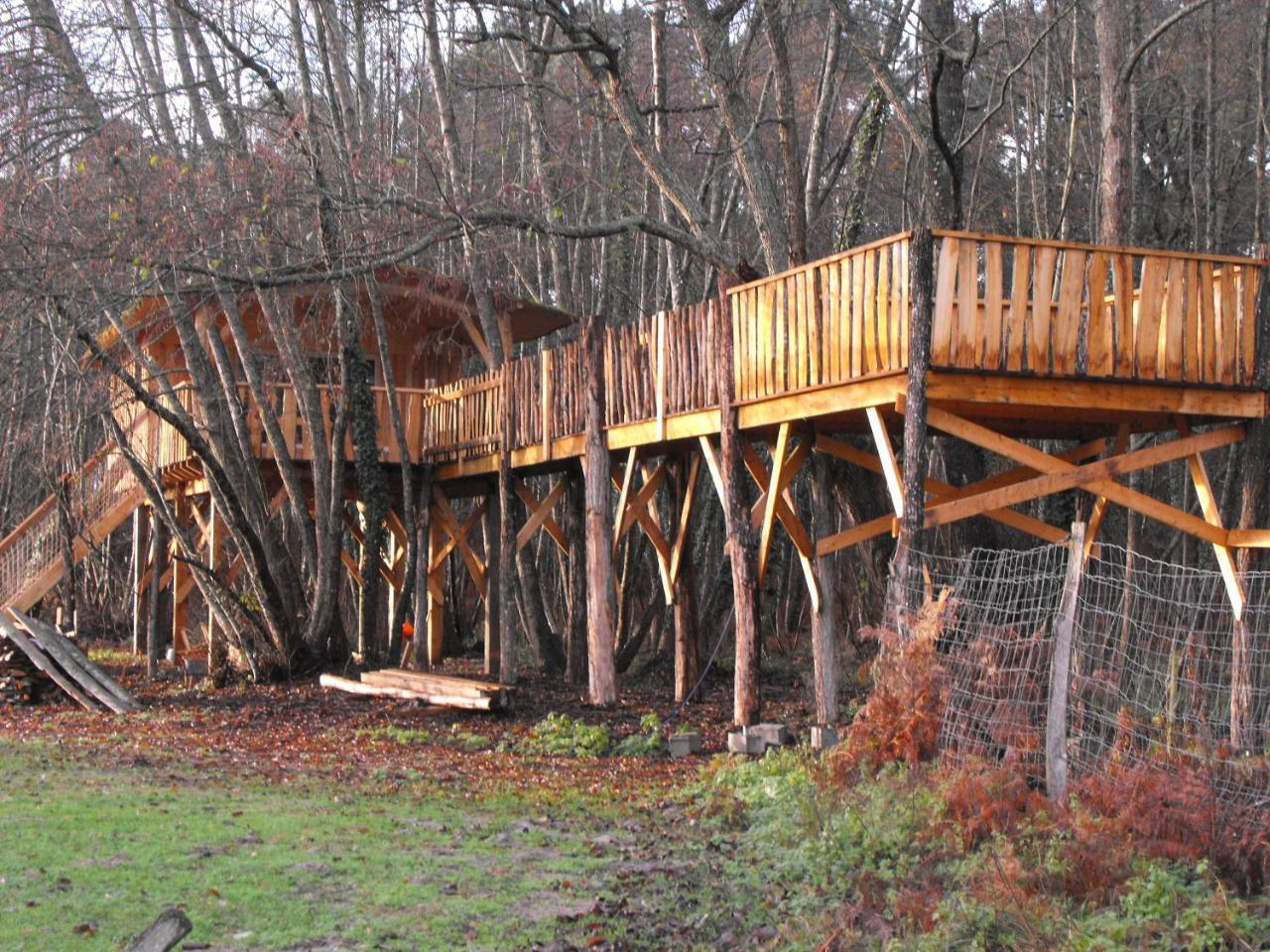 Allons  Cabane Des Cerfs מראה חיצוני תמונה
